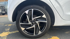 Hyundai i10 1.0 [63] Premium 5dr Auto [Nav] Petrol Hatchback